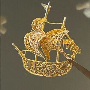 Vintage Two Tone 800 Sterling Gold Wash Ship Brooch 4.57gr